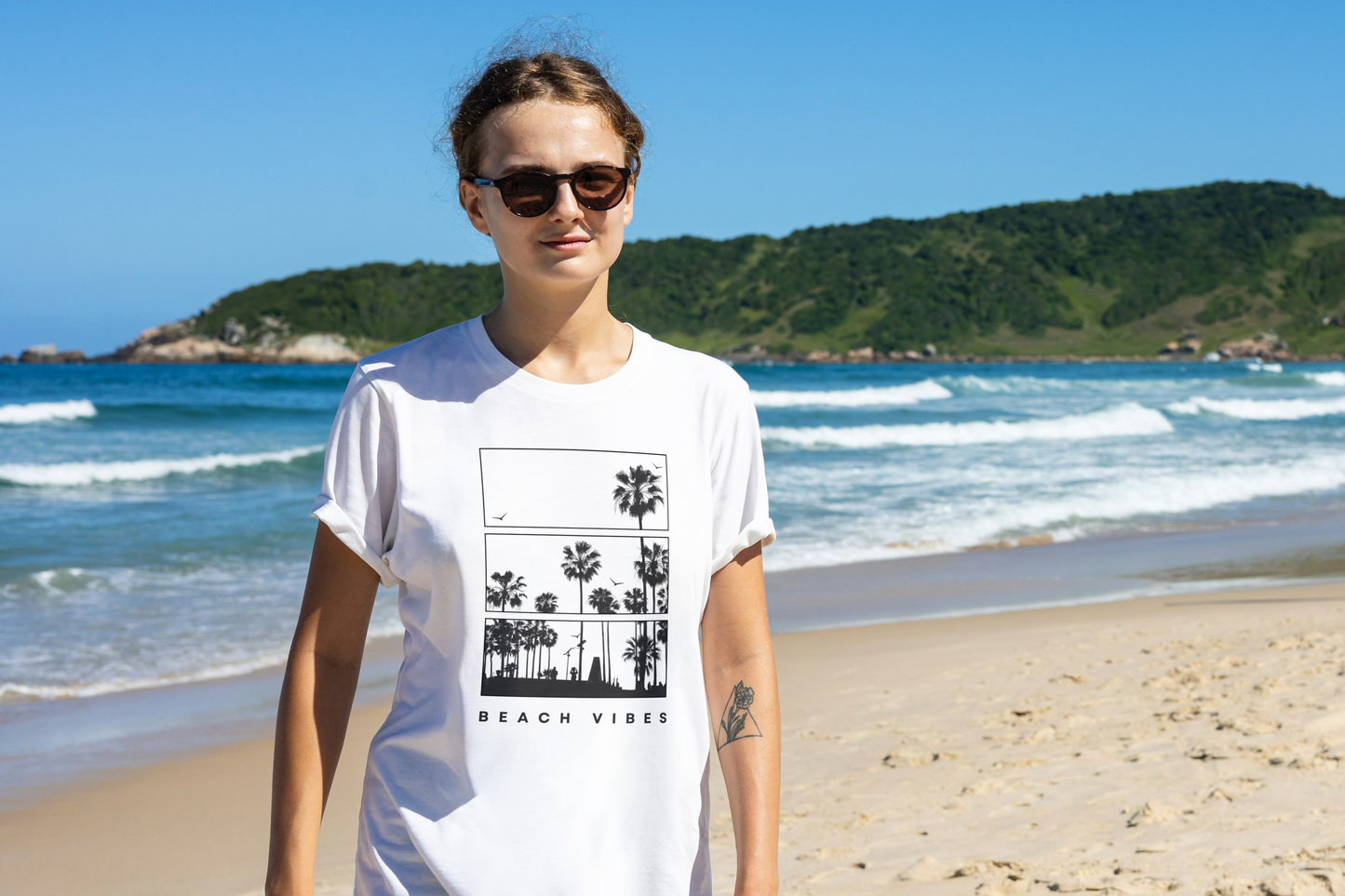 Beach Vibes - Short Sleeve T-shirt